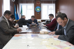 Прием у главы Томпонского улуса Якова Степанова. п. Хандыга. 2 апреля 2018 г.